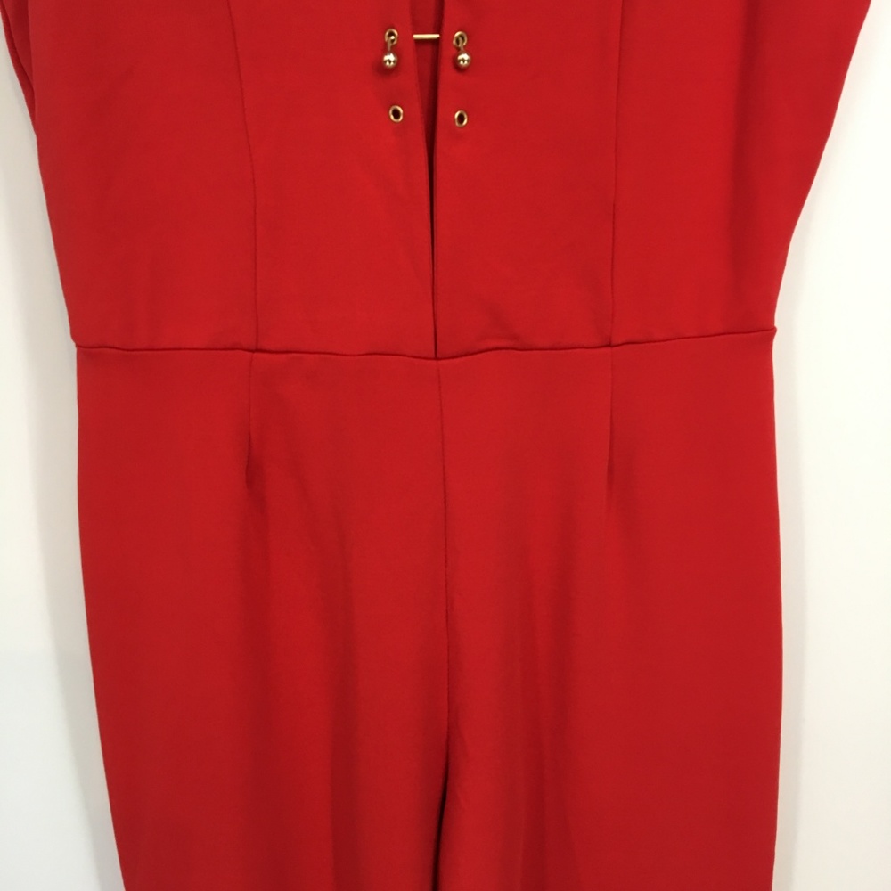 Xoxo Red V Neck Sleeveless Jumpsuit - Picture 4 of 8